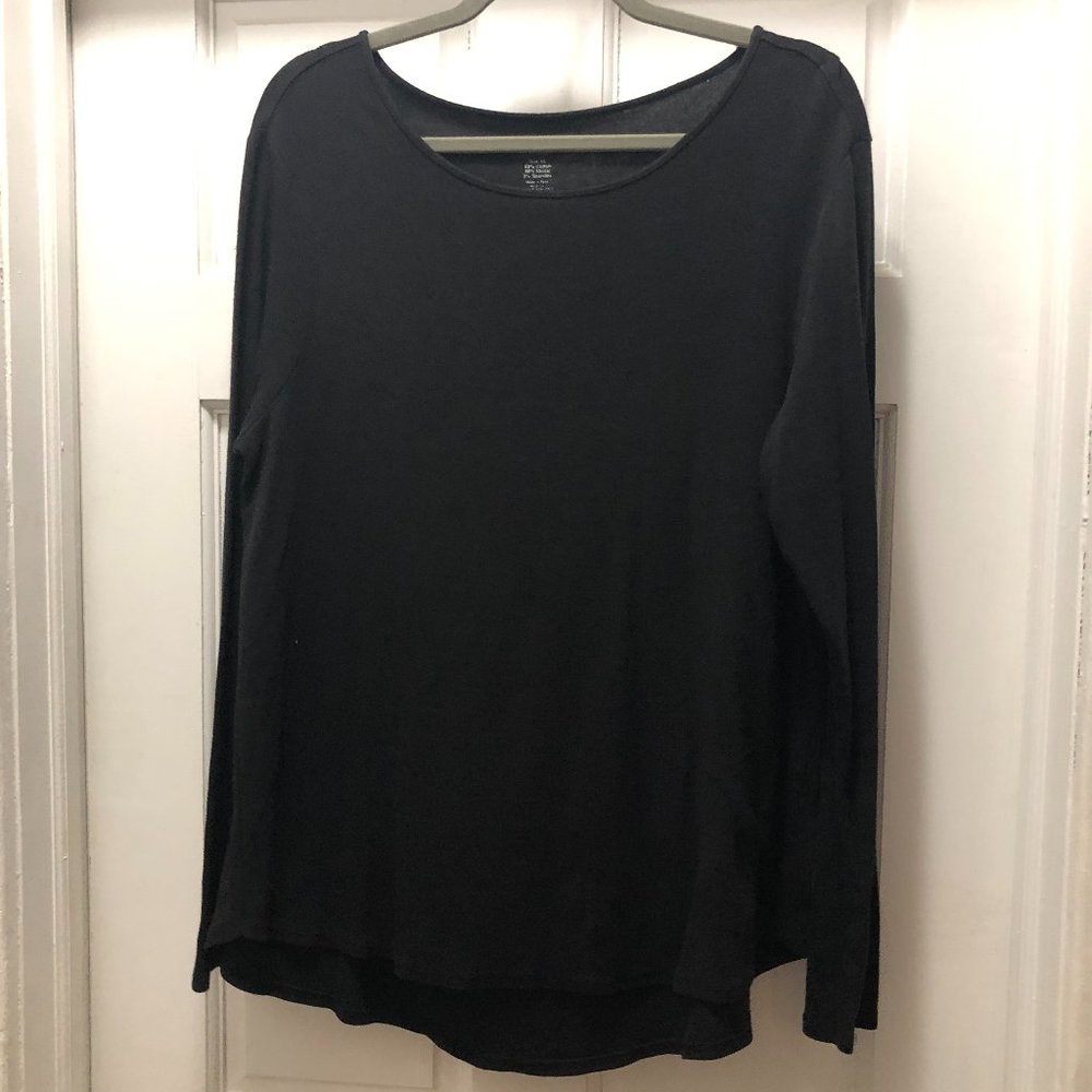 long sleeve scoop neck top